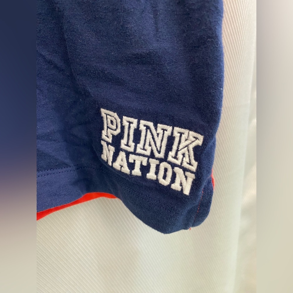 3/$15 PINK women’s Red/White/Blue Long Sleeve Top Size Large Victoria Secret - Picture 7 of 7